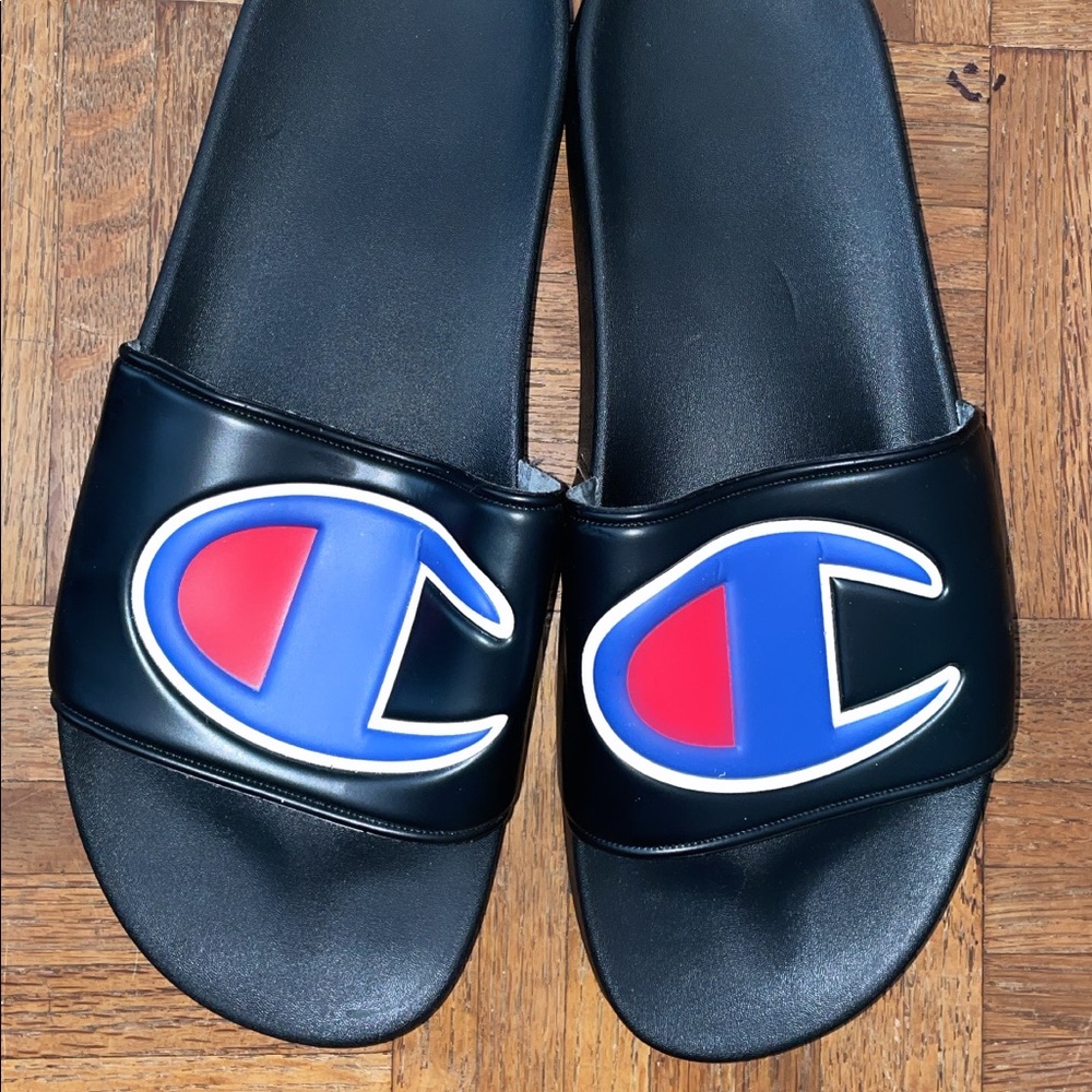 Size 10 Champion slides